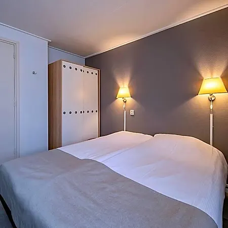 Rebecca Hotel
