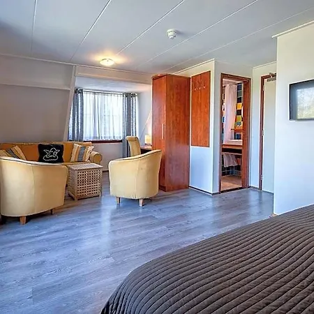 Hotel Rebecca