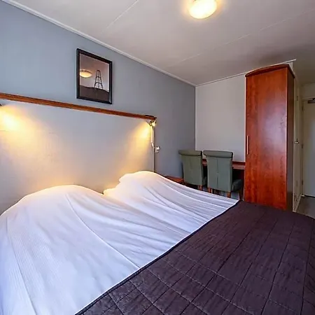 Rebecca Hotel Den Burg